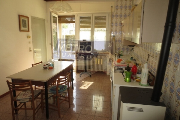 cucina abitabile - UNIFAM. AUTONOMA THIENE (VI) NORD 
